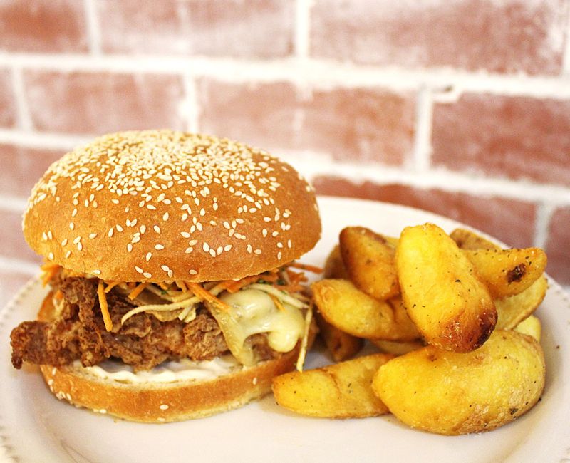 Petite Yarn burger at Déjà Vu, Burger Wellington 2026