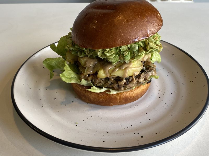 Saigon Sizzle burger at Rock Yard Restaurant, Burger Wellington 2026