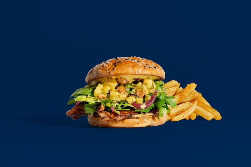 Tropic Like it's Hot burger at Hotel Bristol, Burger Wellington 2026