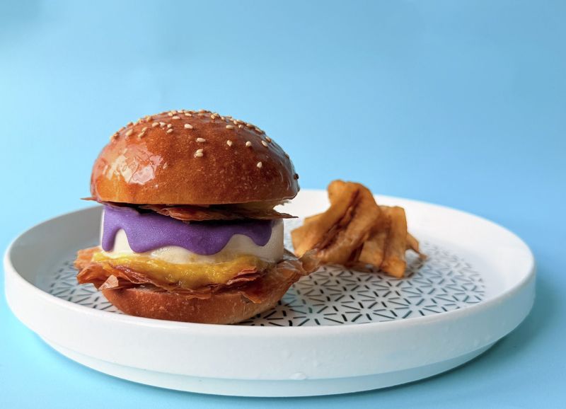 Turon-Me-On burger at Zelati Dessert Cafe - Porirua, Burger Wellington 2026
